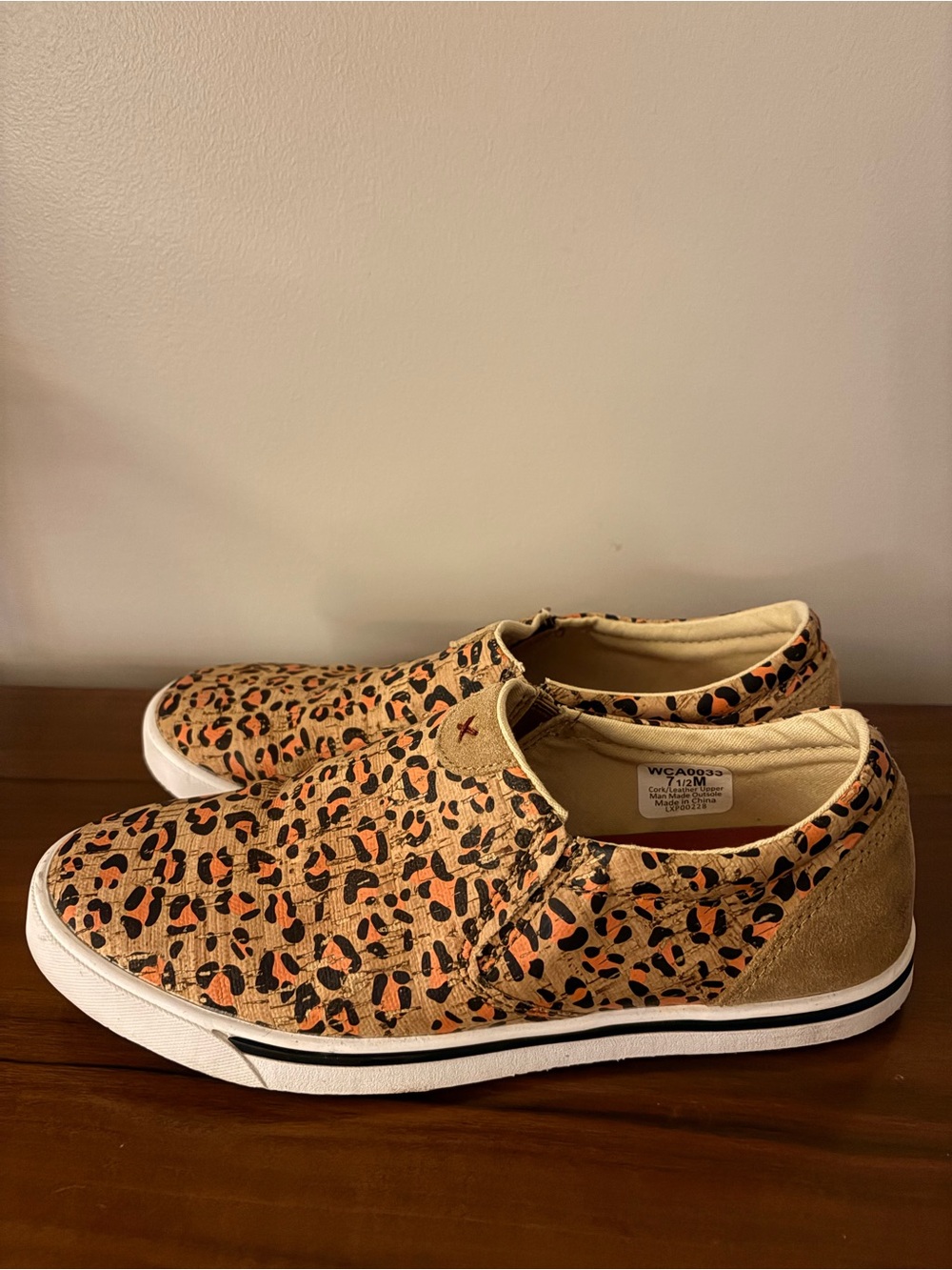 Twisted X Slip On Kicks Leopard Print Cork Honey, Black & Carrot - Picture 8 of 12